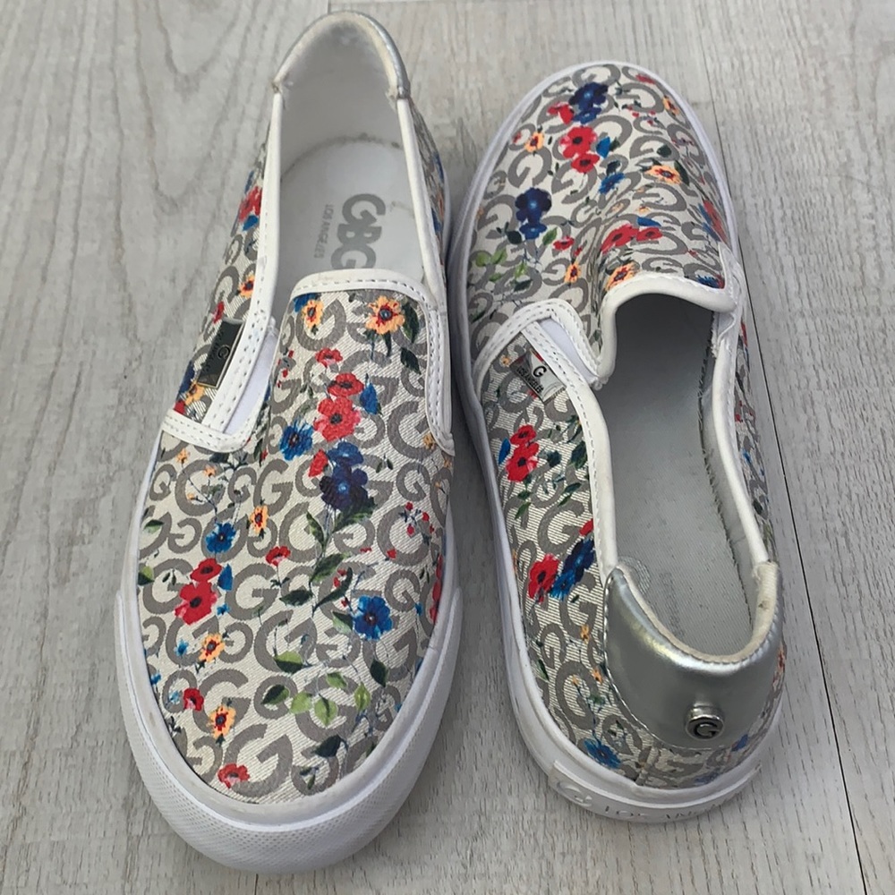 GBG Los Angeles women’s size 7.